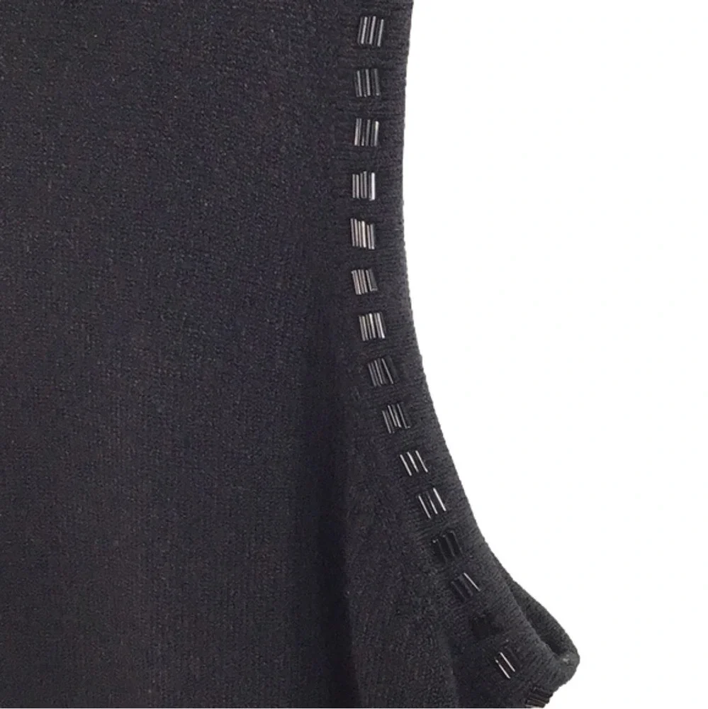 DESIGNER Originals Black Sleeveless with Black Beaded Trim Sz Medium